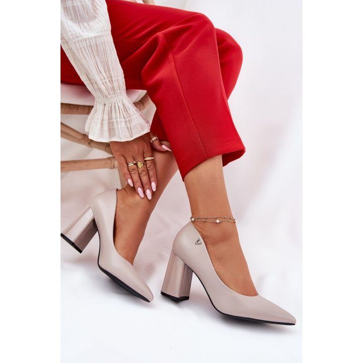Pilki elegantiški aukštakulniai bateliai moterims Vinceza VINCEZA