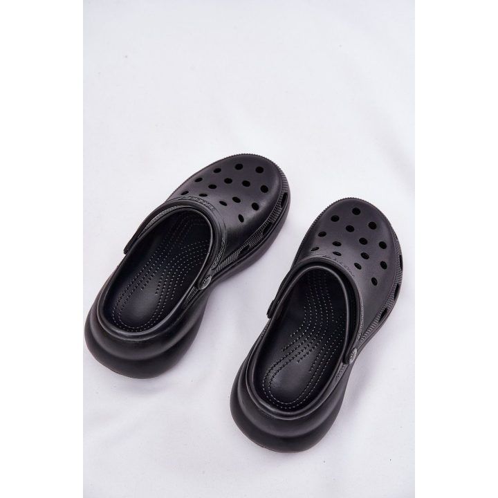Šlepetės moterims su storu padu, juodos BIG STAR SHOES