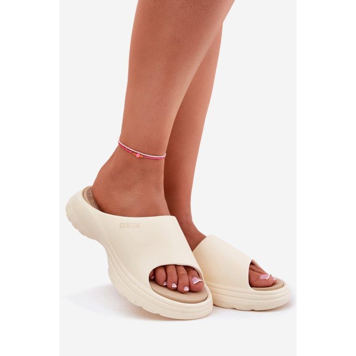 Smėlio spalvos patogios vasarinės šlepetės moterims BIG STAR SHOES