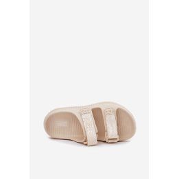 Smėlio spalvos moteriškos šlepetės su lipduku iš putų BIG STAR SHOES