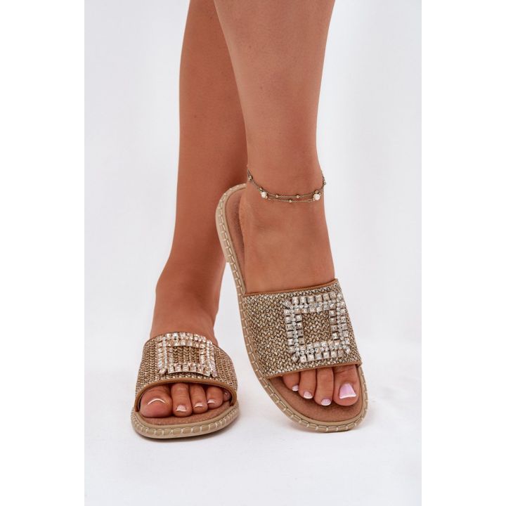 Šlepetės smėlio spalvos su blizgiomis detalėmis kasdienai Ideal Shoes