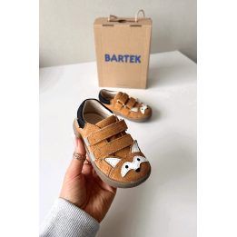 Vaikiški barefoot batai su lapiuko motyvu šviesiai rudos spalvos Bartek BARTEK S.A.