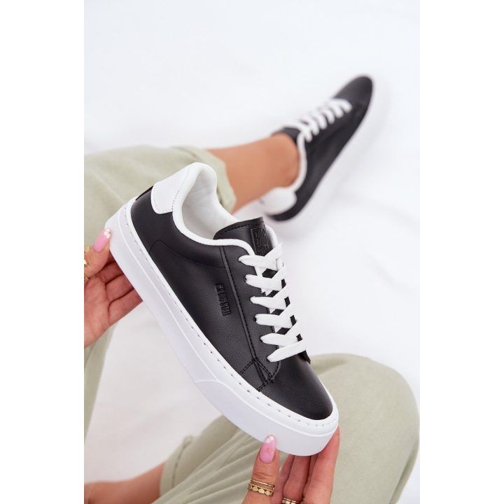 Sportiniai bateliai moterims iš dirbtinės odos, juodi Big Star BIG STAR SHOES