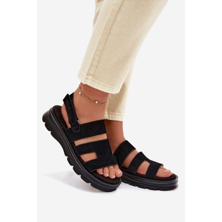 Moteriški sandalai iš zomšos, juodi su lipuku Big Star BIG STAR SHOES
