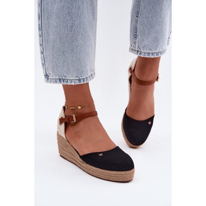 Juodos espadrilės basutės ant platformos Wrangler WRANGLER