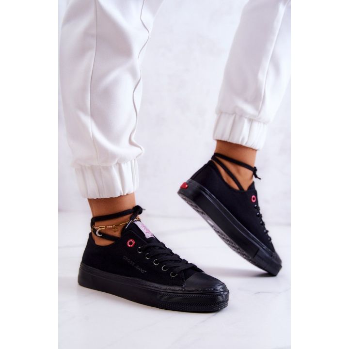 Visuomet stilingi juodi Cross Jeans suvarstomi bateliai