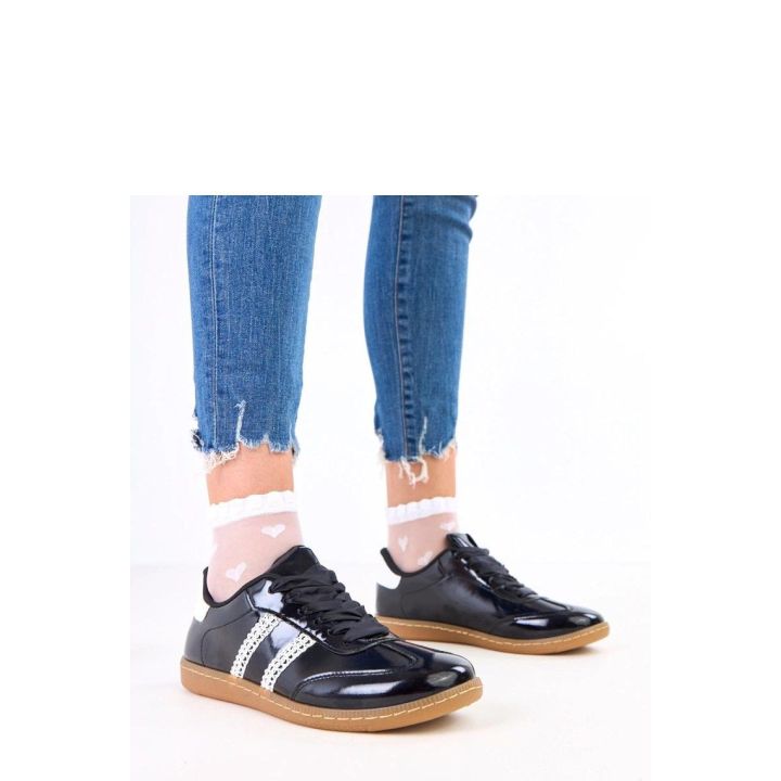 Juodi moteriški sportbačiai su baltu raštu Solea