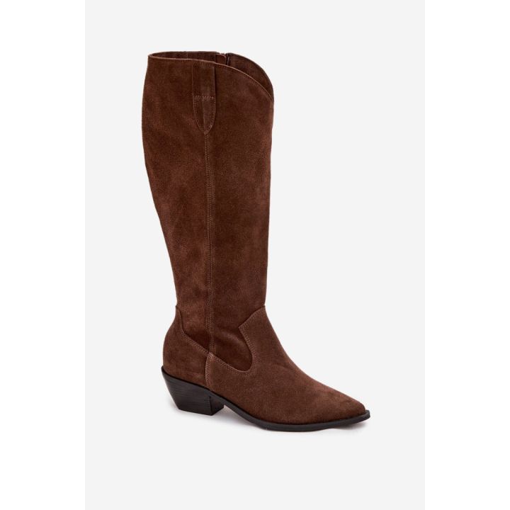 Aulinukai kulniniai – elegancijai ir pasitikėjimui kiekviename žingsnyje.