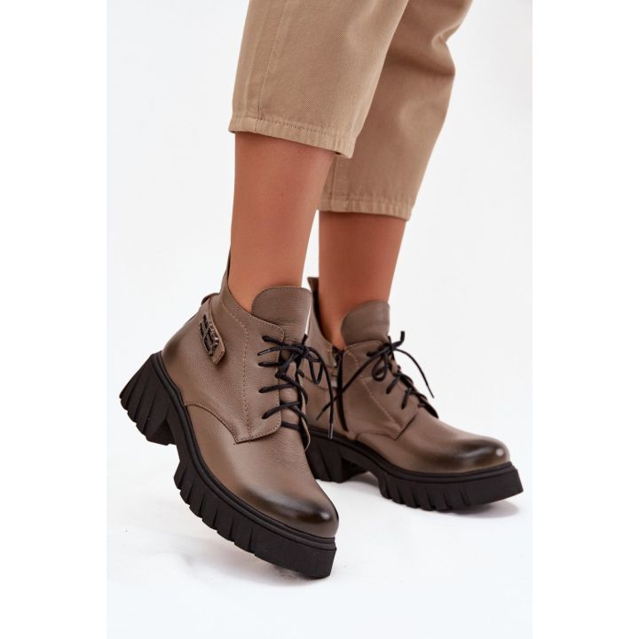 Batai Step in Style – universalus pasirinkimas kasdienai