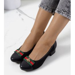 Seema juodos ažūrinės basutės