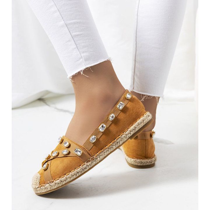 Rudos Chanou espadrilės