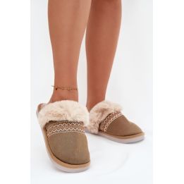 Šlepetės minkštu padu Comforto – jaukumui ir patogumui namuose.