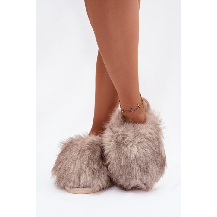 Šlepetės Step in Style 221937 – komfortui ir stiliui namuose.