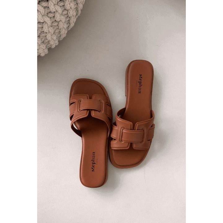 Moteriškos šlepetės žemu kulnu camel spalvos Lorania