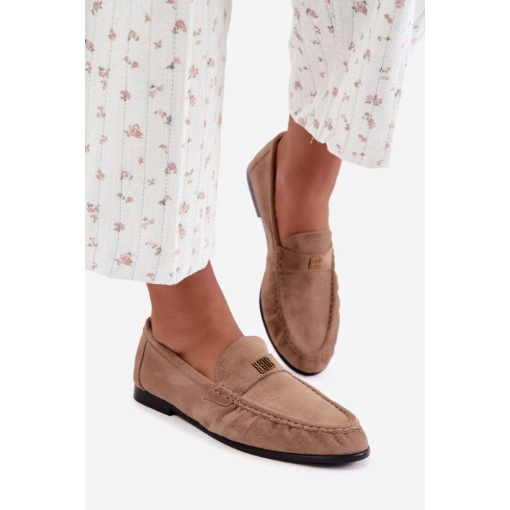 Moteriški mokasinai su aukso spalvos detale Step in style