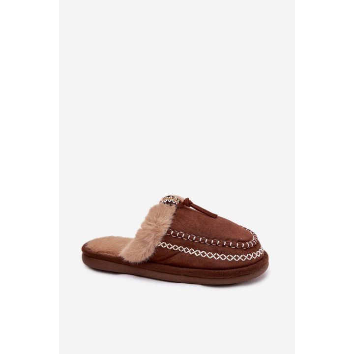 Šlepetės moteriškos Step in Style – patogumui ir jaukumui namuose.