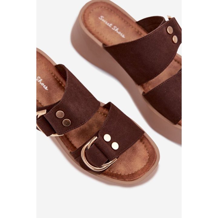 Moteriški sandalai ant platformos su auksinėmis sagtimis šokolado spalvos Nelirae