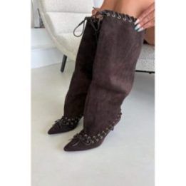 Ilgaauliai batai virš kelių su smailėjančia nosele Step in style