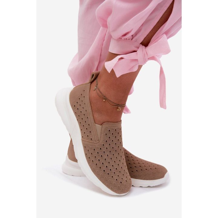 Moteriški slip-on sportbačiai Geressa, smėlio spalvos