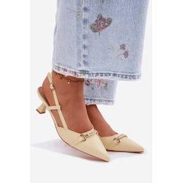 Moteriškos geltonos smailianosės basutės žemu kulnu Felessa