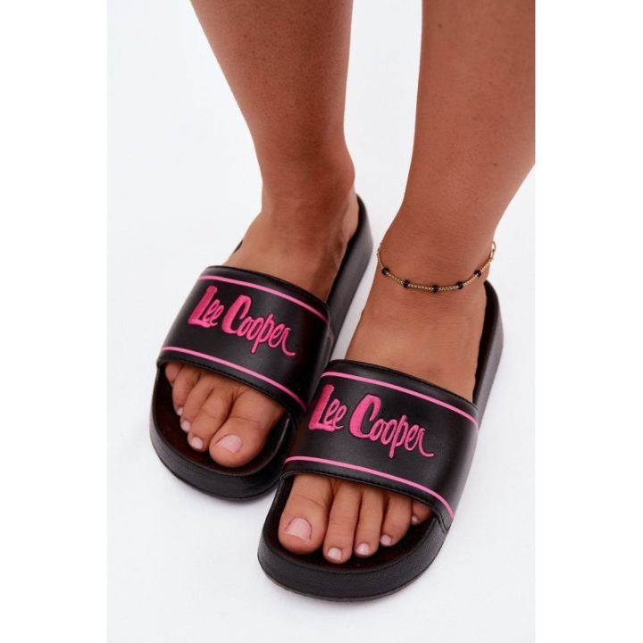 Moteriškos šlepetės su platforma Lee Cooper, juodos